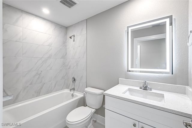2921 NE 1st AVE, Cape Coral, FL 33909