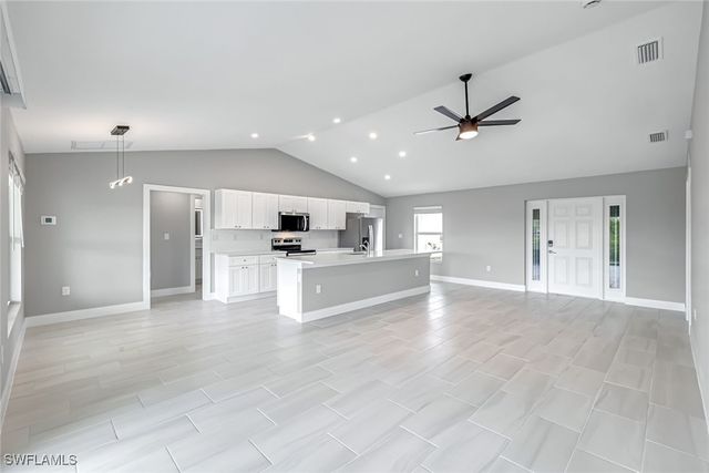 2921 NE 1st AVE, Cape Coral, FL 33909