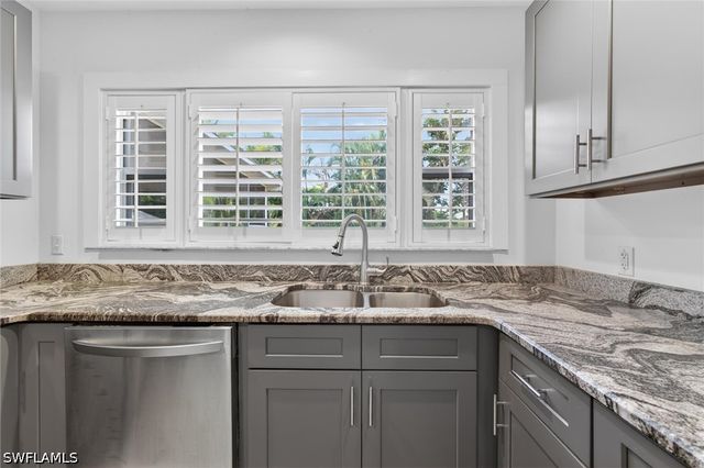 1420 Maravilla AVE, Fort Myers, FL 33901