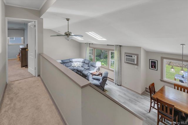 28 Harriet Lane, Huntington, NY 11743
