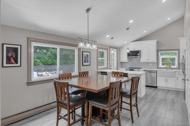 28 Harriet Lane, Huntington, NY 11743