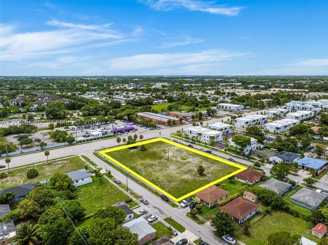 NW 31st Ave, Pompano Beach, FL 33069