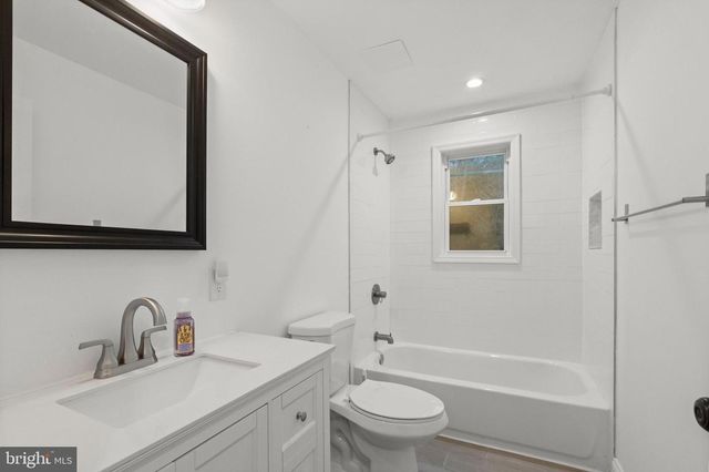 7922 BABIKOW RD, Rosedale, MD 21237