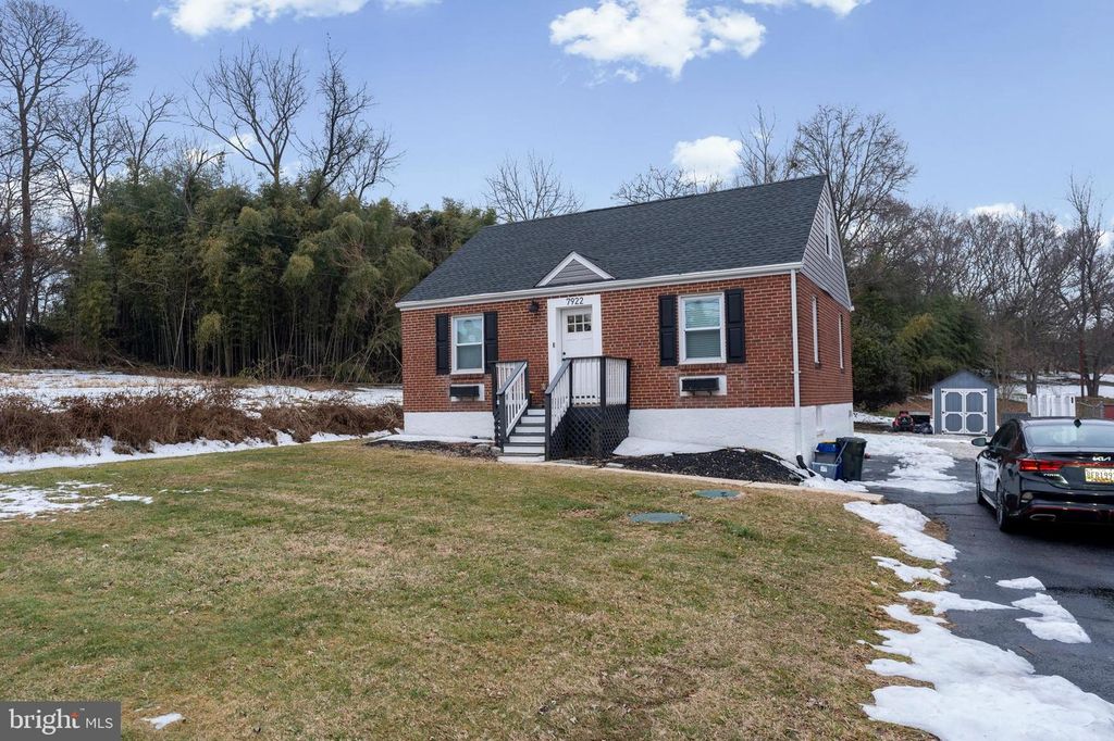 7922 BABIKOW RD, Rosedale, MD 21237