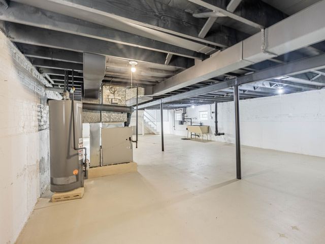 8139 S Exchange Avenue, Chicago, IL 60617