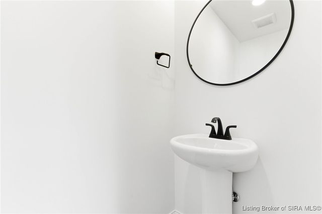 2085 Aster Drive, Jeffersonville, IN 47130