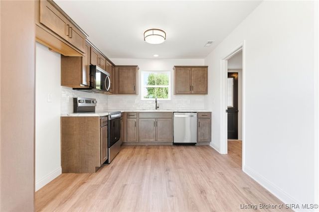 2085 Aster Drive, Jeffersonville, IN 47130