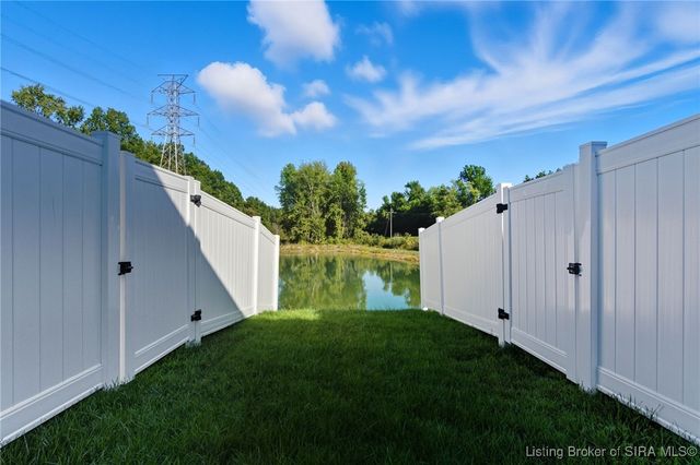 2085 Aster Drive, Jeffersonville, IN 47130