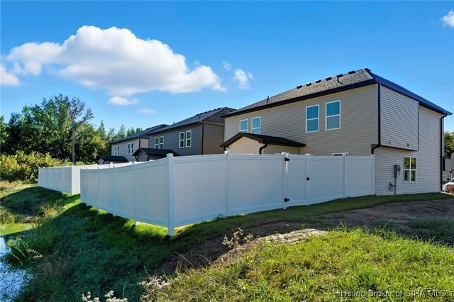 2085 Aster Drive, Jeffersonville, IN 47130