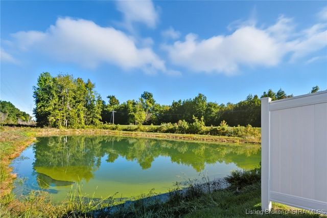 2085 Aster Drive, Jeffersonville, IN 47130