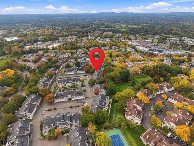 27 Crestmont Rd, Bedminster Twp., NJ 07921