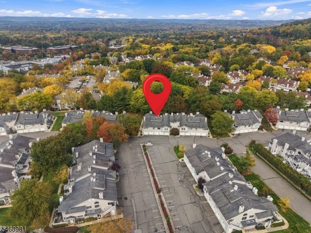 27 Crestmont Rd, Bedminster Twp., NJ 07921