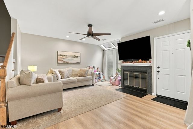27 Crestmont Rd, Bedminster Twp., NJ 07921