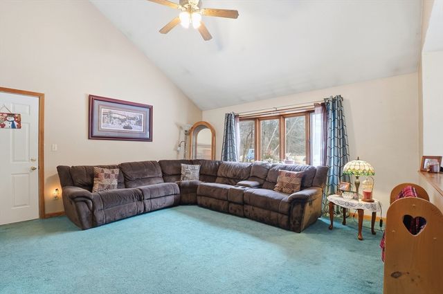 305 Shag Bark Road, Taunton, MA 02780