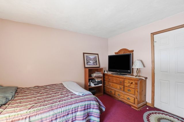 305 Shag Bark Road, Taunton, MA 02780