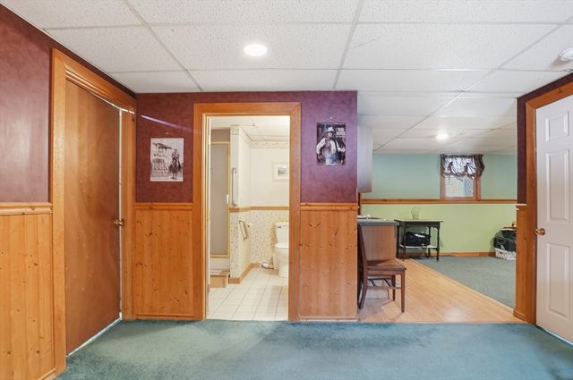 305 Shag Bark Road, Taunton, MA 02780