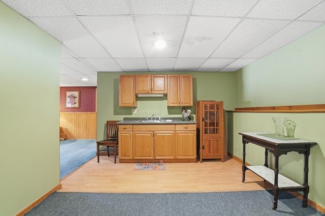 305 Shag Bark Road, Taunton, MA 02780