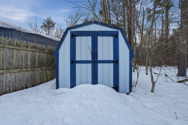 305 Shag Bark Road, Taunton, MA 02780