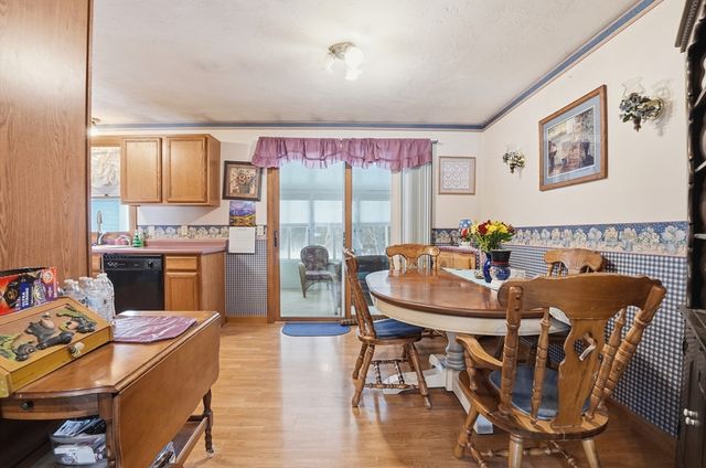 305 Shag Bark Road, Taunton, MA 02780