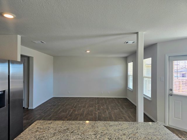 13516 Waxman Spark, San Antonio, TX 78252