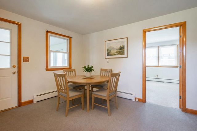 9 Juniper Lane, Nashua, NH 03063