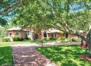 4225 NW 100 Avenue, Coral Springs, FL 33065