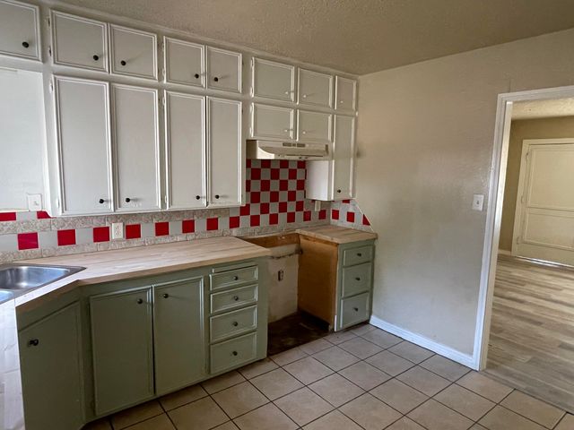 2310 38th Street, Lubbock, TX 79412