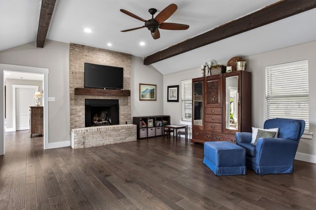 113 Red Oak Lane, Flower Mound, TX 75028