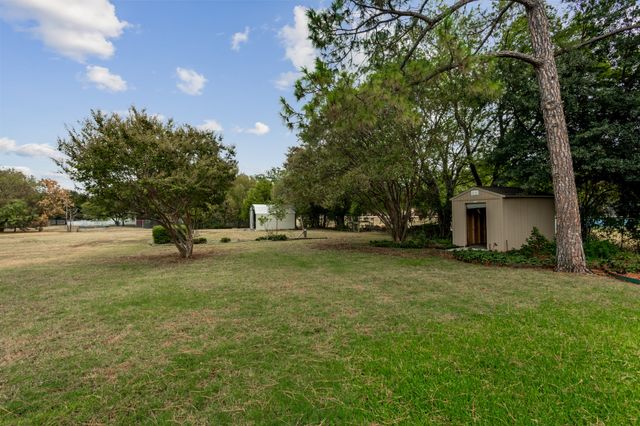 113 Red Oak Lane, Flower Mound, TX 75028