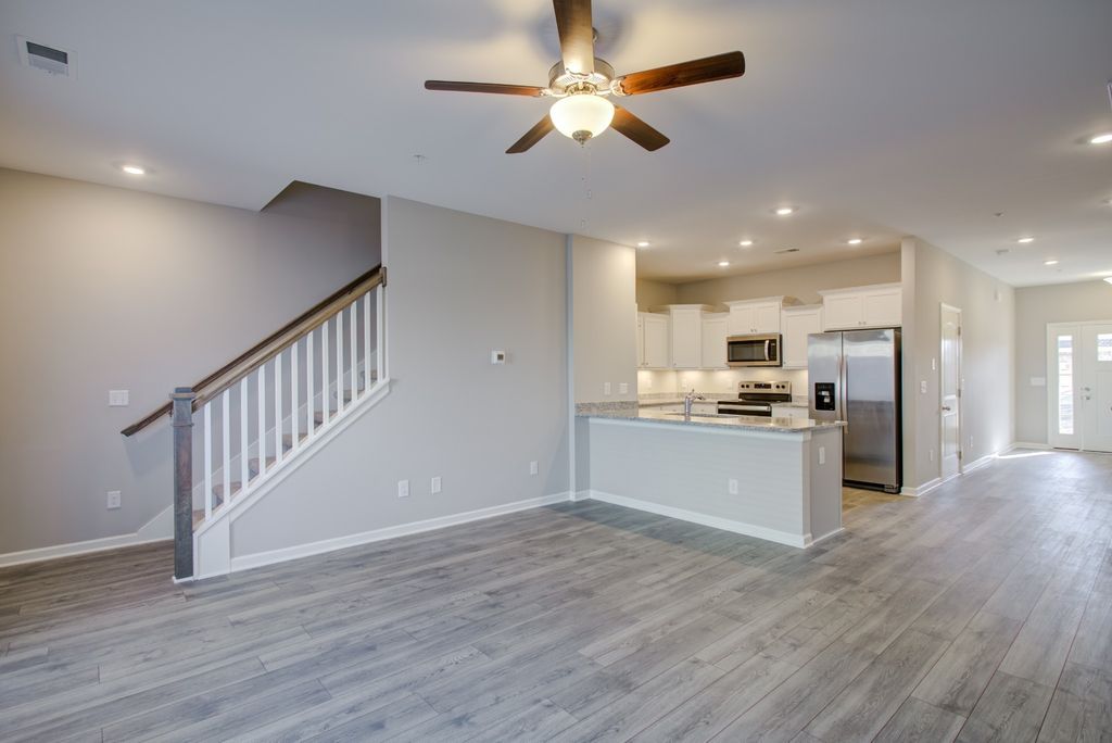 201 Grand Avenue, Spring Hill, TN 37174