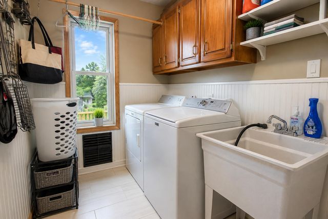 136 Sorrento Drive, Schererville, IN 46375