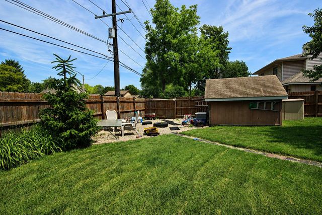 136 Sorrento Drive, Schererville, IN 46375