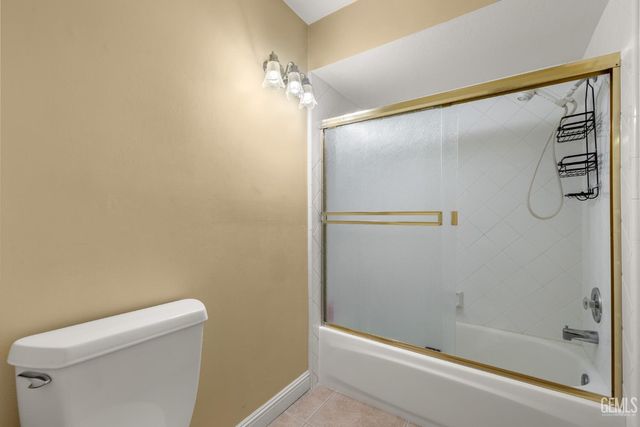 13801 Las Entradas, Bakersfield, CA 93314