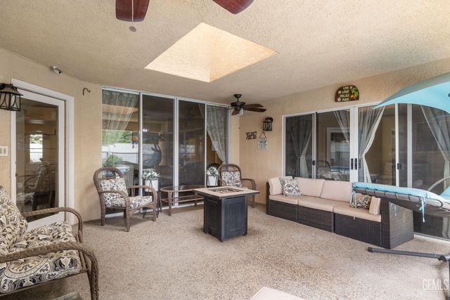 13801 Las Entradas, Bakersfield, CA 93314