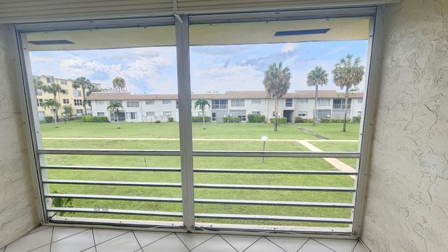 9911 Sandalfoot Boulevard 116, Boca Raton, FL 33428