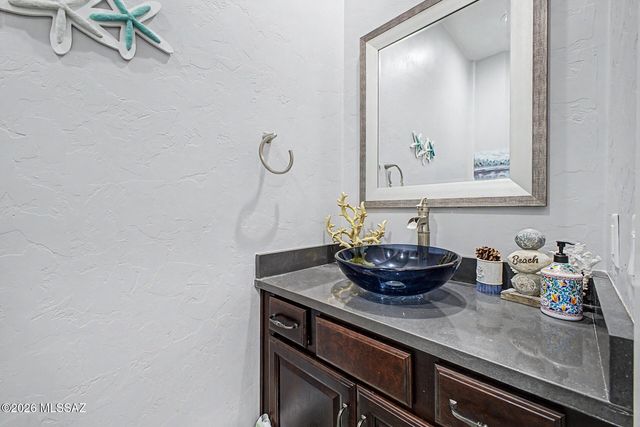 1504 N Plaza De Lirios, Tucson, AZ 85745