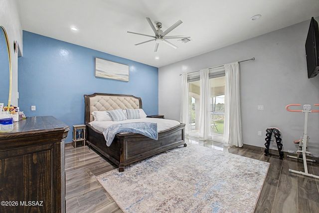 1504 N Plaza De Lirios, Tucson, AZ 85745