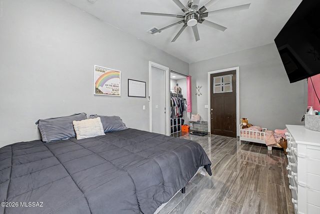 1504 N Plaza De Lirios, Tucson, AZ 85745