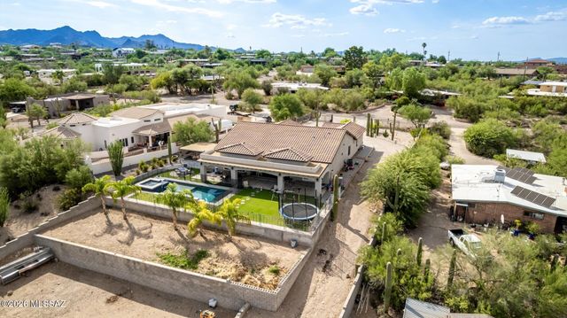 1504 N Plaza De Lirios, Tucson, AZ 85745