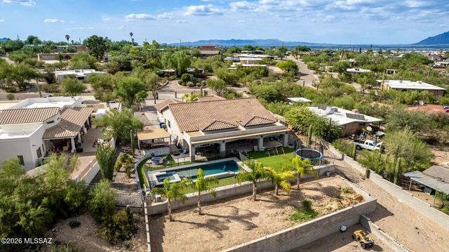 1504 N Plaza De Lirios, Tucson, AZ 85745