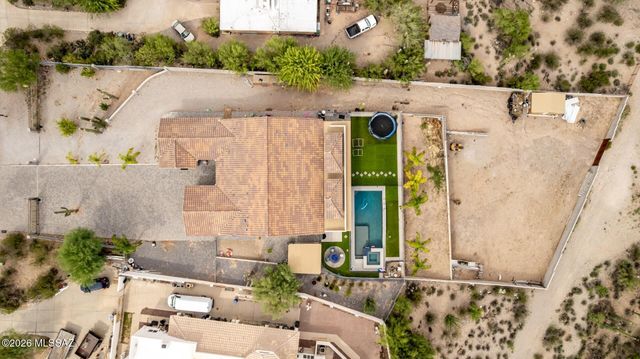 1504 N Plaza De Lirios, Tucson, AZ 85745