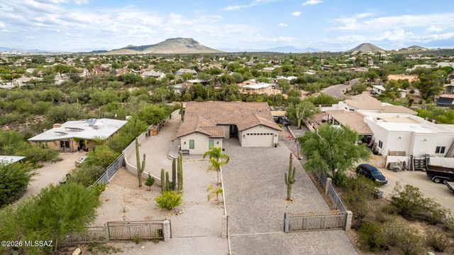 1504 N Plaza De Lirios, Tucson, AZ 85745