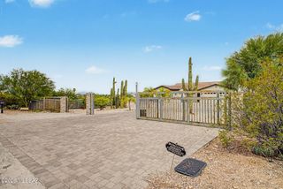 1504 N Plaza De Lirios, Tucson, AZ 85745