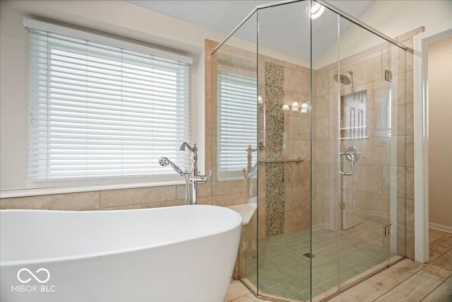 21168 Bayhill Court, Noblesville, IN 46062