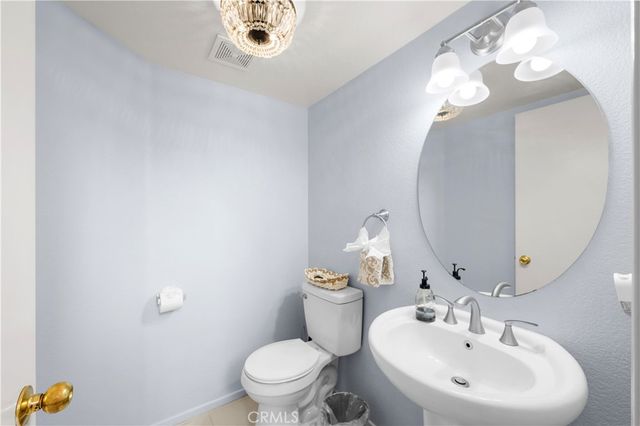 32025 Corte Cardin, Temecula, CA 92592