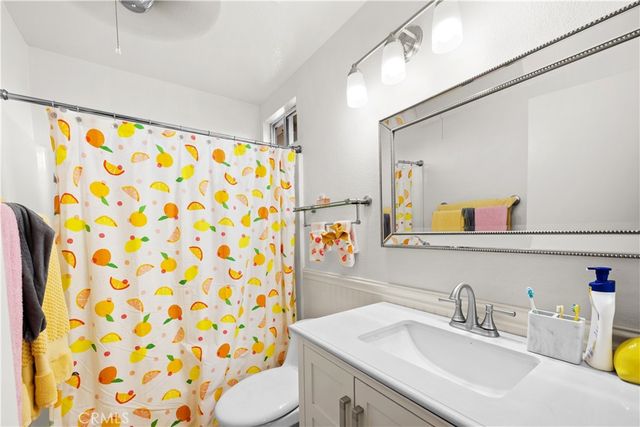 32025 Corte Cardin, Temecula, CA 92592