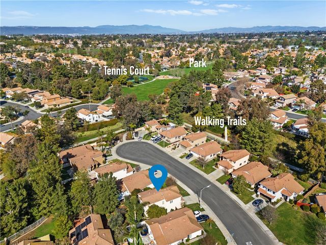 32025 Corte Cardin, Temecula, CA 92592