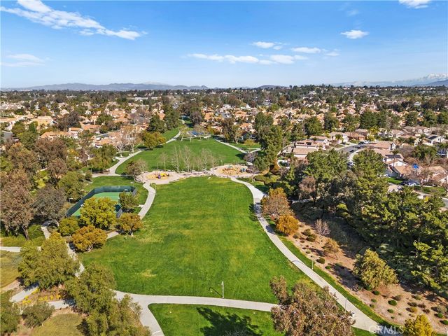 32025 Corte Cardin, Temecula, CA 92592