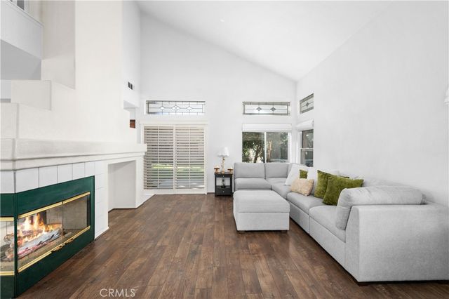 32025 Corte Cardin, Temecula, CA 92592