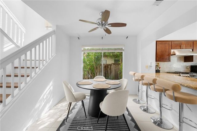 32025 Corte Cardin, Temecula, CA 92592